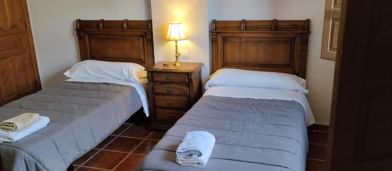 Albergue El Caseron De Fuentes Carrionas Cardano de Abajo Exterior foto